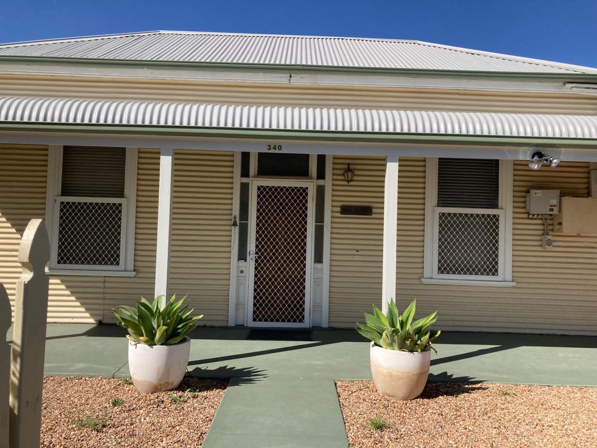 Maeville Cottage Broken Hill Exterior photo