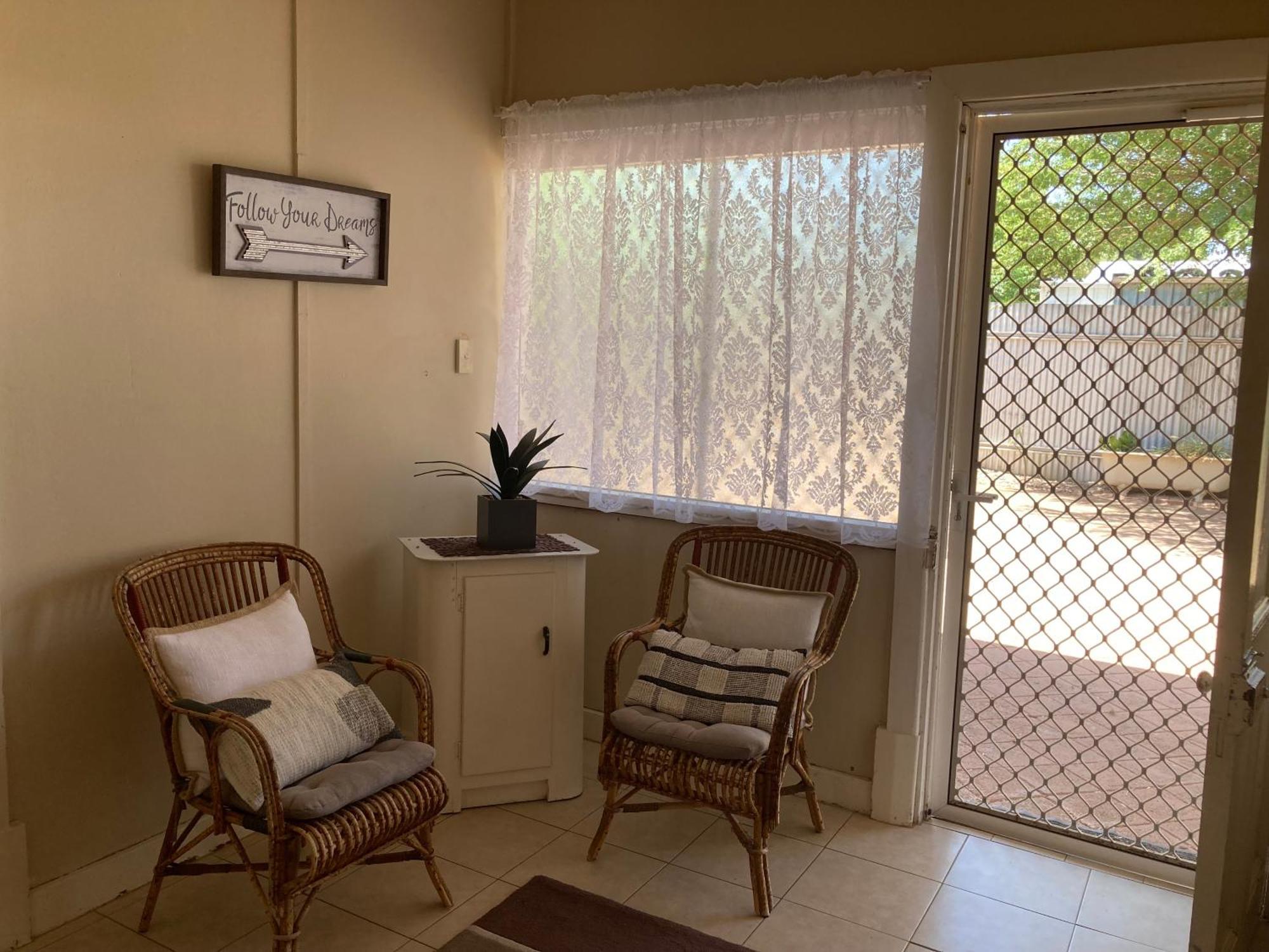 Maeville Cottage Broken Hill Exterior photo